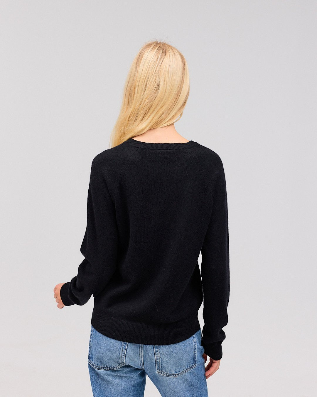 ASTRID cashmere crewneck sort - Nordic Weaving