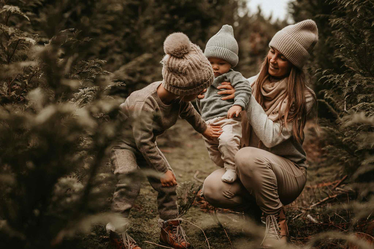 Cashmere bukser til junior - detalje af strikken